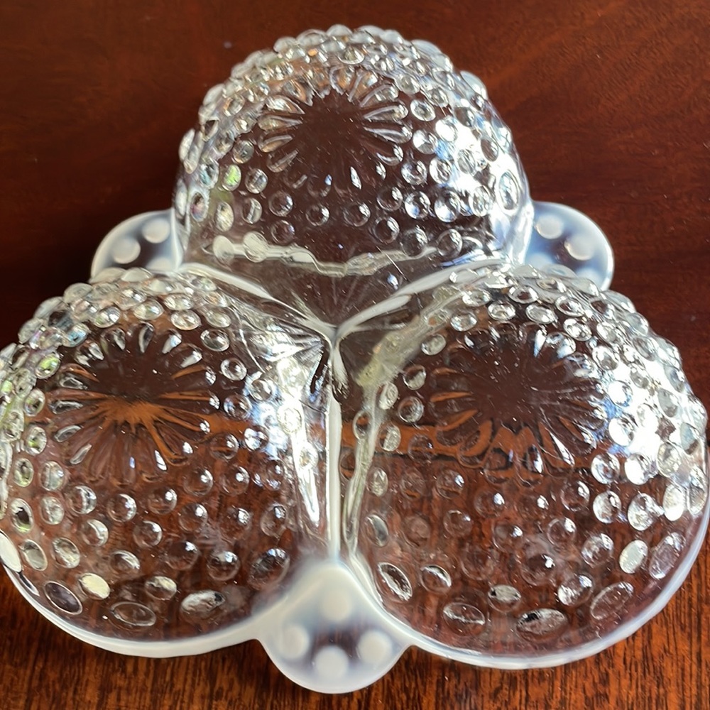 Vintage Anchor Hocking moonstone opalescent hobnob three section divi… - Picture 6 of 10
